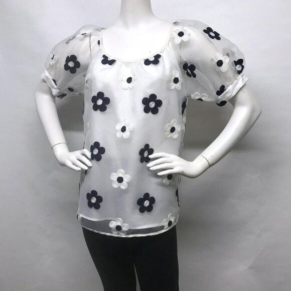 VOOM JOY HAN Embroidered DAISY PUFF Sleeve Top M - Picture 6 of 15